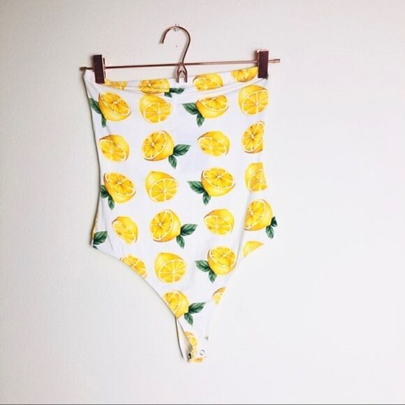 NWT Forever 21 Lemon Printed Thong Bodysuit Small - Picture 3 of 4